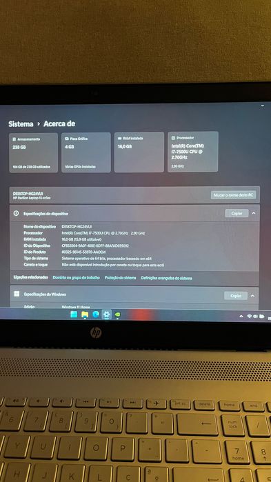 Portátil HP 15.6” i7-7500U | 16GB RAM | SSD 240GB | NVIDIA 940MX