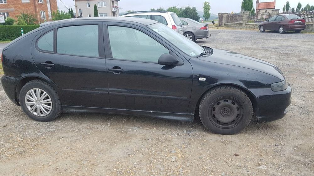 drzwi prawy tył leon 99-06 wybór kolorów