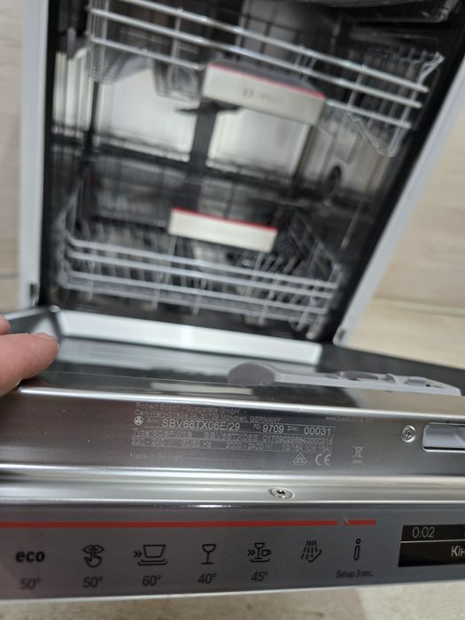 Посудомийка - Посудомойка  Bosch 6 серія Мова Сенсорна Зеоліт Проекція 84см