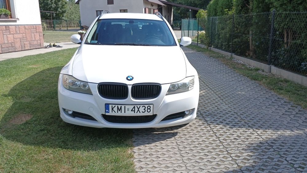 BMW 318d E91 143km  2008r