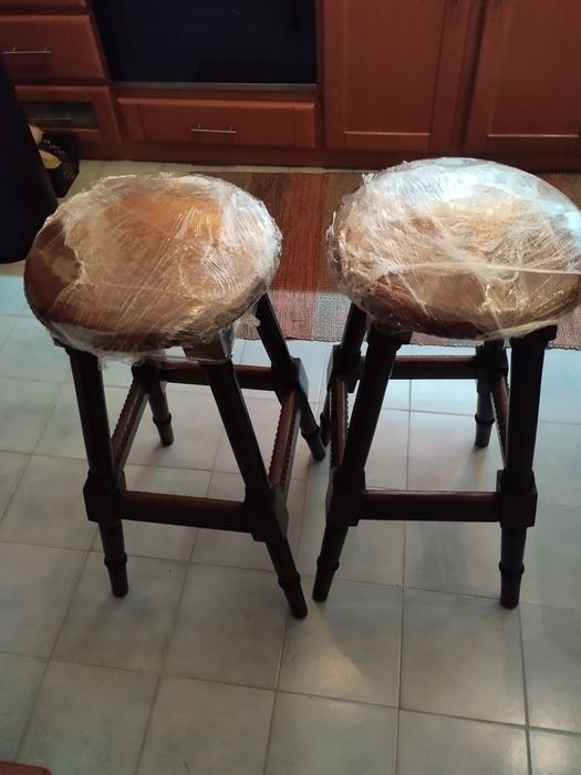 2 bancos de bar com 70cm