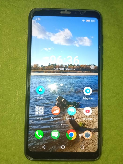 Продам смартфон Meizu Note 8 4/64Gb (Black)