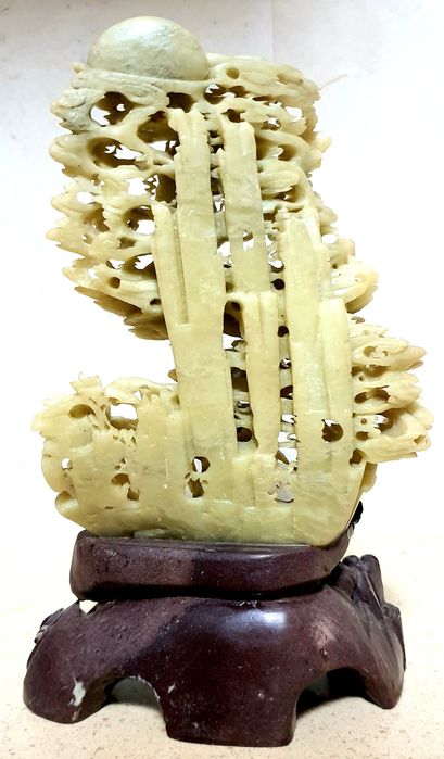 Magnífica antiga escultura asiática Deusa Guanyin em pedra de sabão