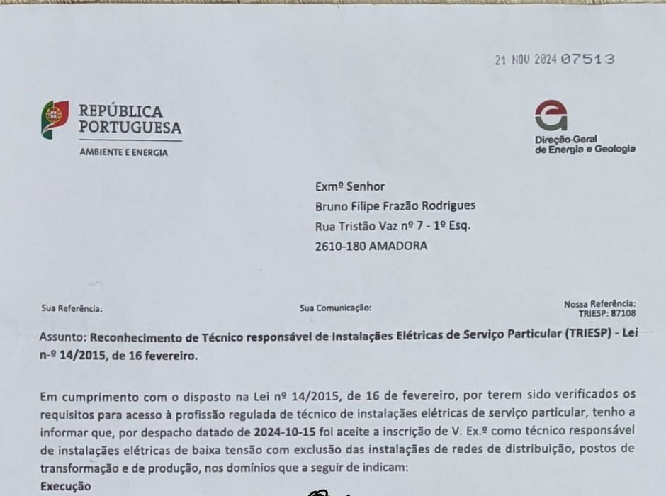 Técnico Eletricista / Ar Condionado Certificado.