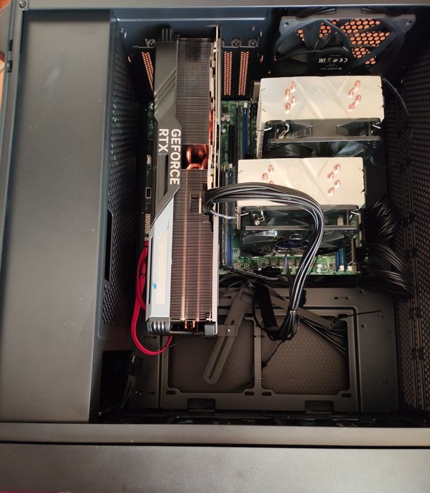 Компьютер,Рендер станция 2x Xeon E5 2697 v3. Хакинтош SEQUOIA.