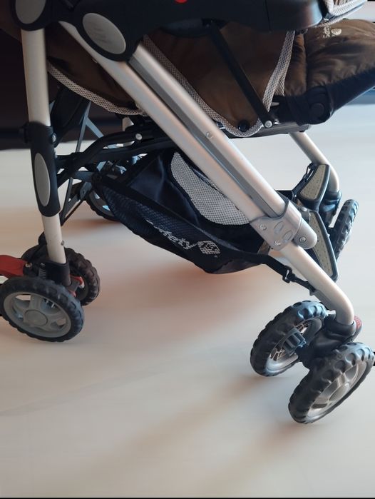 Carrinho com ovo  Safety 1st