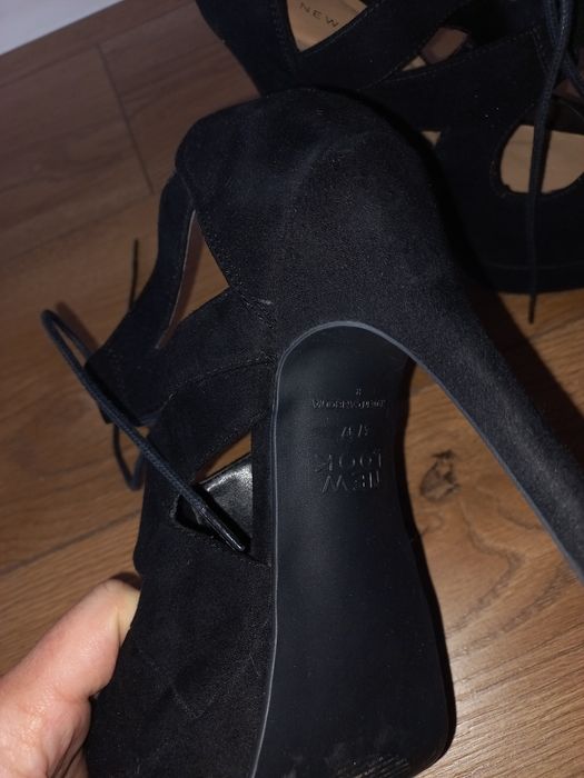 Buty szpilki czarne jak nowe