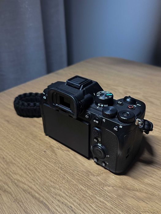 Aparat SONY A7 IV - jak nowy, 1884 migawka, gratisy, gwarancja