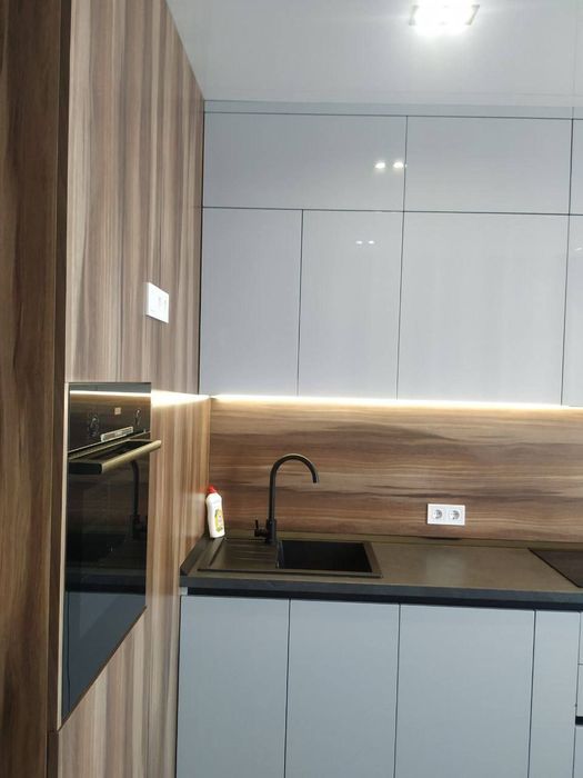 Посуточно. 49 Жемчужина. Таирова. Эпицентр. Небесной Сотни