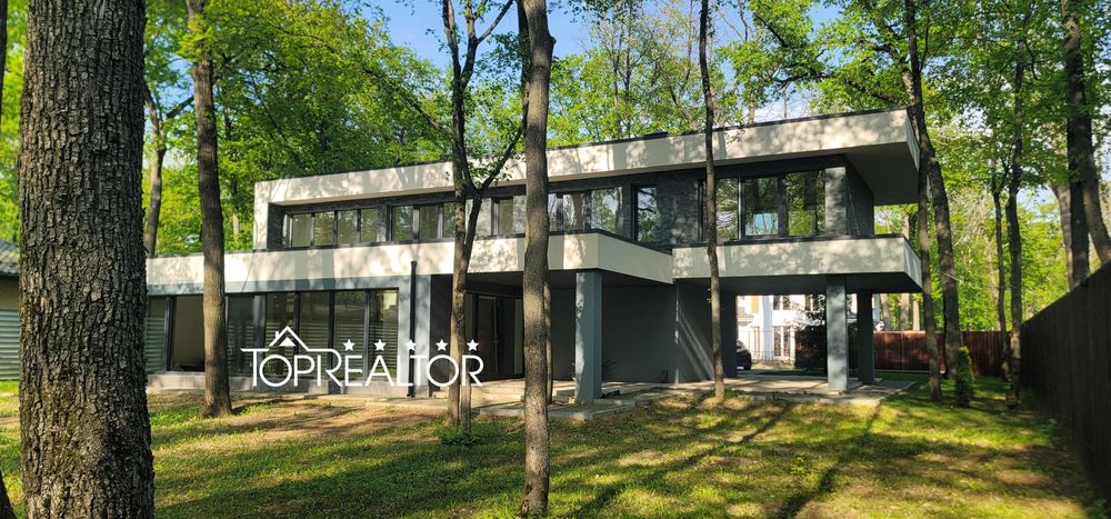 Продам сучасний будинок у селищі Форест. Лісопарк