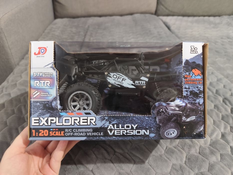 Джип на радіоуправлінні