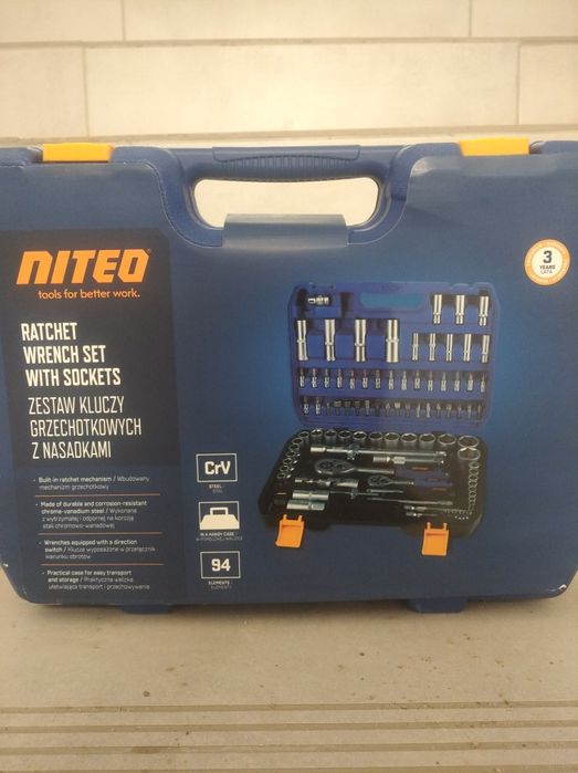 Zestaw kluczy grzechotkowych Niteo 94 el., walizka