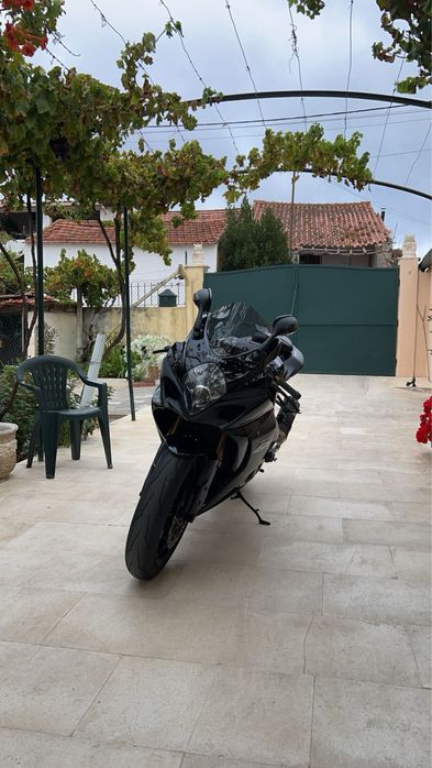Suzuki gsxr 1000 k8