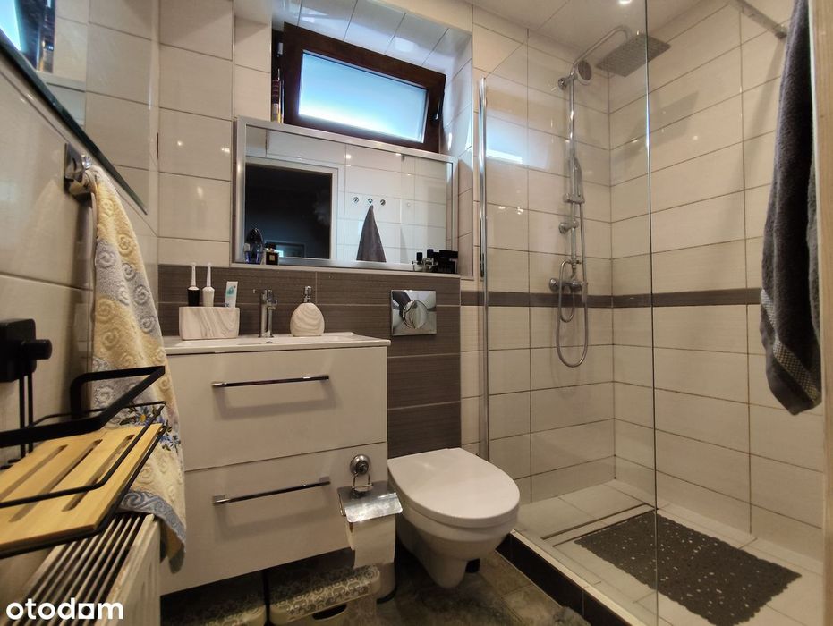 Dom piętrowy (bliźniak) 115 m2 + pow. piwnic na działce 265 m2, garaż
