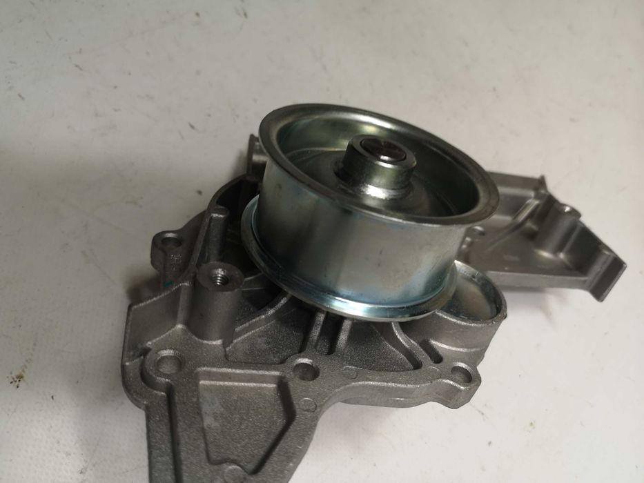 Pompa wody Audi A6 C5 C6 A4 B6 B7 3.0 oryginał NOWA