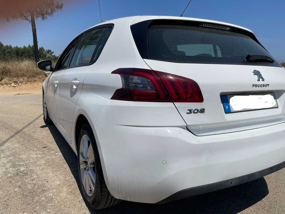 Peugeot 308 1.5 HDI - 175000 Km - 2018 - Revisão completa+Pneus Novoso