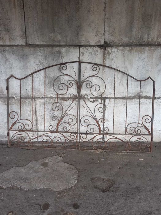 Продам ворота б/у