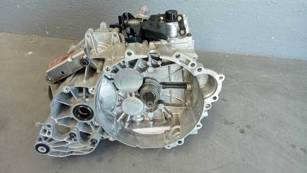 Caixa de Velocidades Volvo V40 Cross Country 2.0D D66R7002BA em Stock