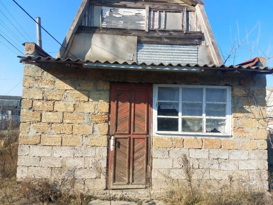 Продам небольшой дачный участок с домом. Шабо