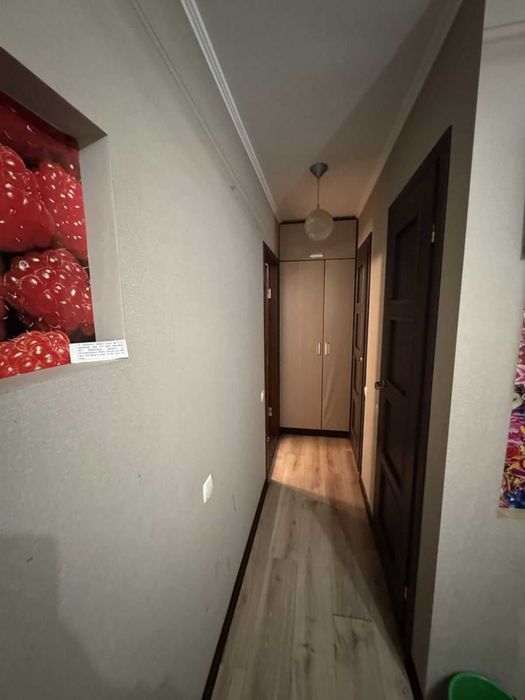 Продам 2-ком. квартиру с КАПРЕМОНТОМ на Тополе.