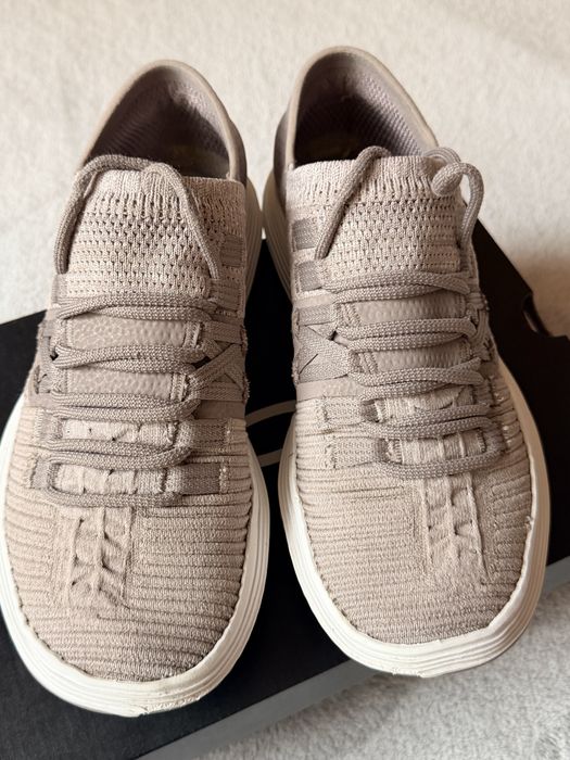Кроссовки UNDER ARMOUR. Разме 6.5(37) 23.5 см по стельке)