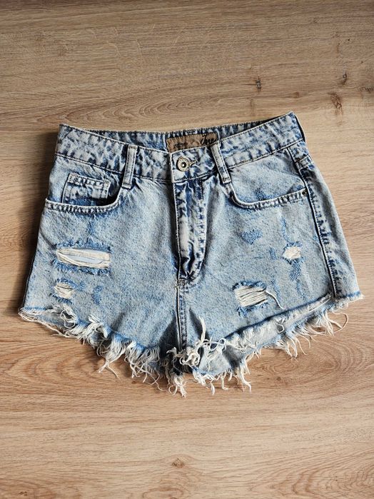 Krótkie jeansowe spodenki szorty  jasnoniebieski Rozmiar XS (34)