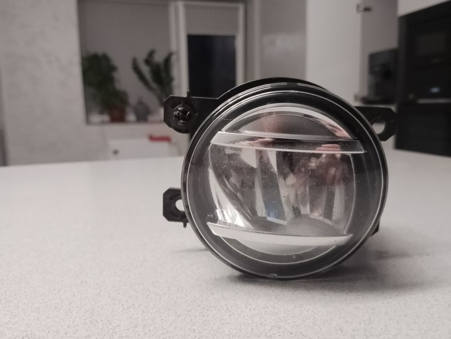 ПТФ ліва з кріпленням LED Subaru" ОРИГІНАЛ"