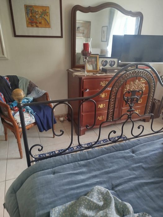 Cama de ferro alentejana. Como nova