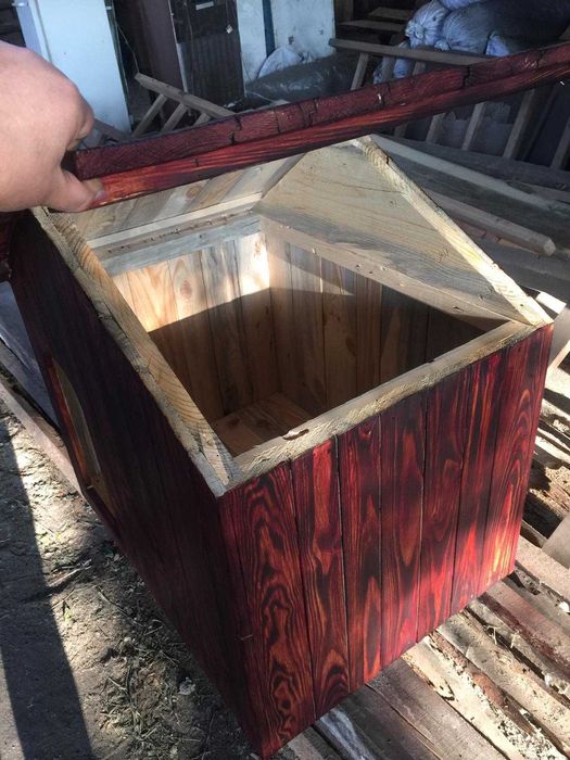 Продам будку для собаки.