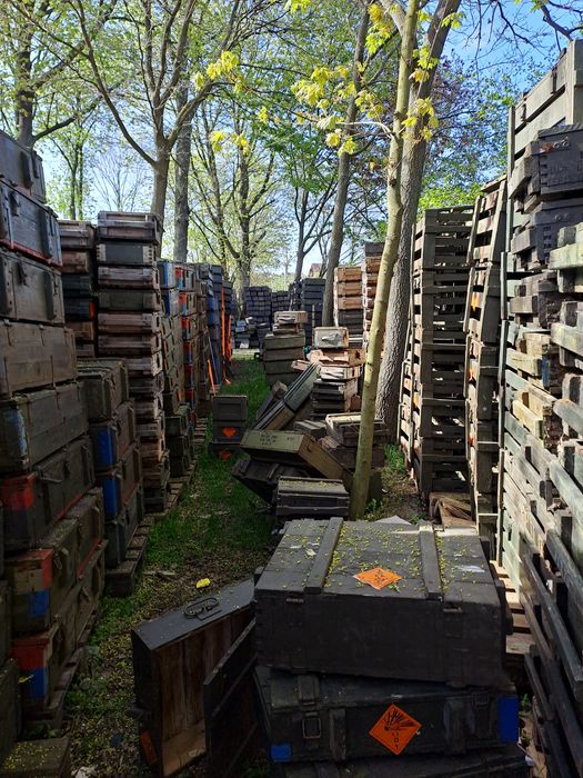 Skrzynia wojskowa drewniana