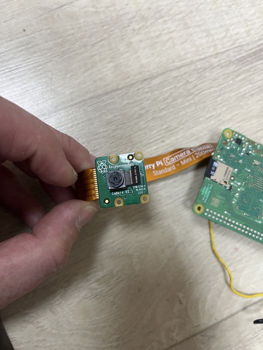 Raspberry Pi5 4 Gb + Raspberry Pi Camera Module V2