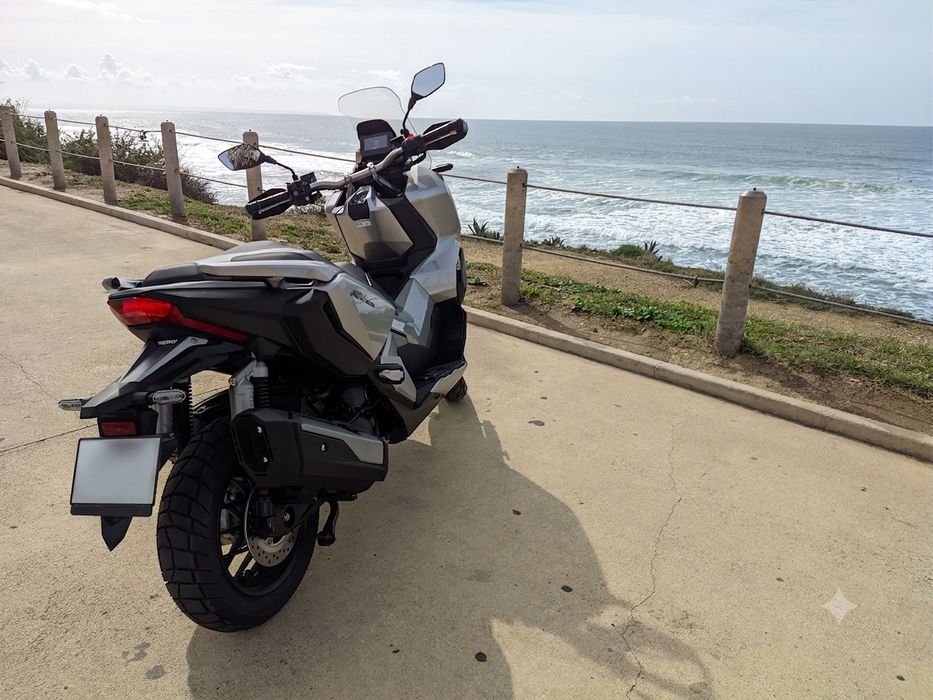 Honda ADV 350 - 10 mil KM