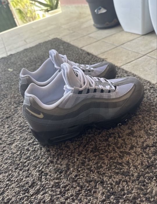 Air max 95 cinzento & branco