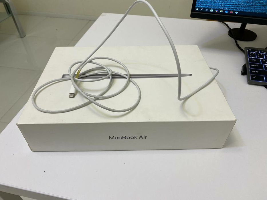 MacBook air 13" 2020