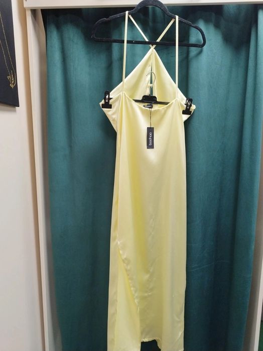 Satynowa cytrynowa suknia NOWA