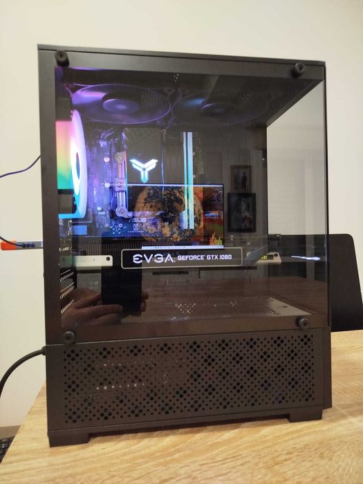 i5-8500 + GTX 1080 + 32GB DDR4 + 512 GB