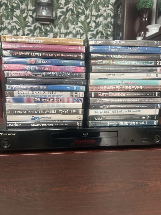 Odtwarzacz  DVD Pioneer -28 DVD
