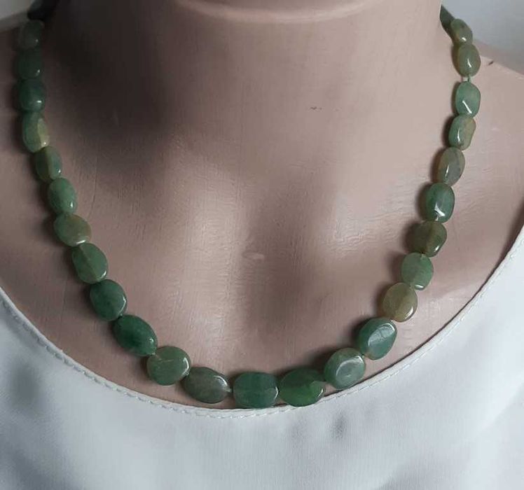 Винтажные бусы из авантюрина