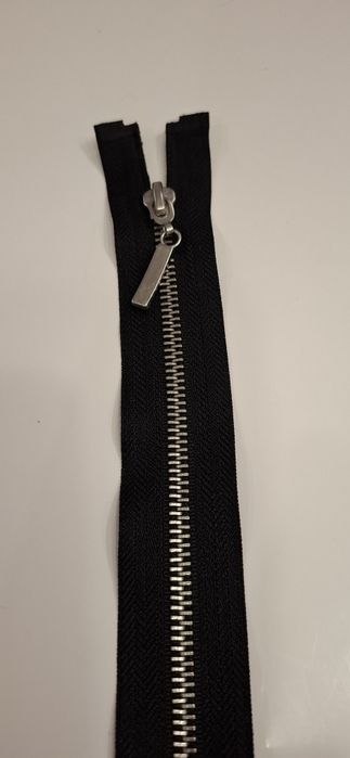 Zamek błyskawiczny czarny 75 cm nowy