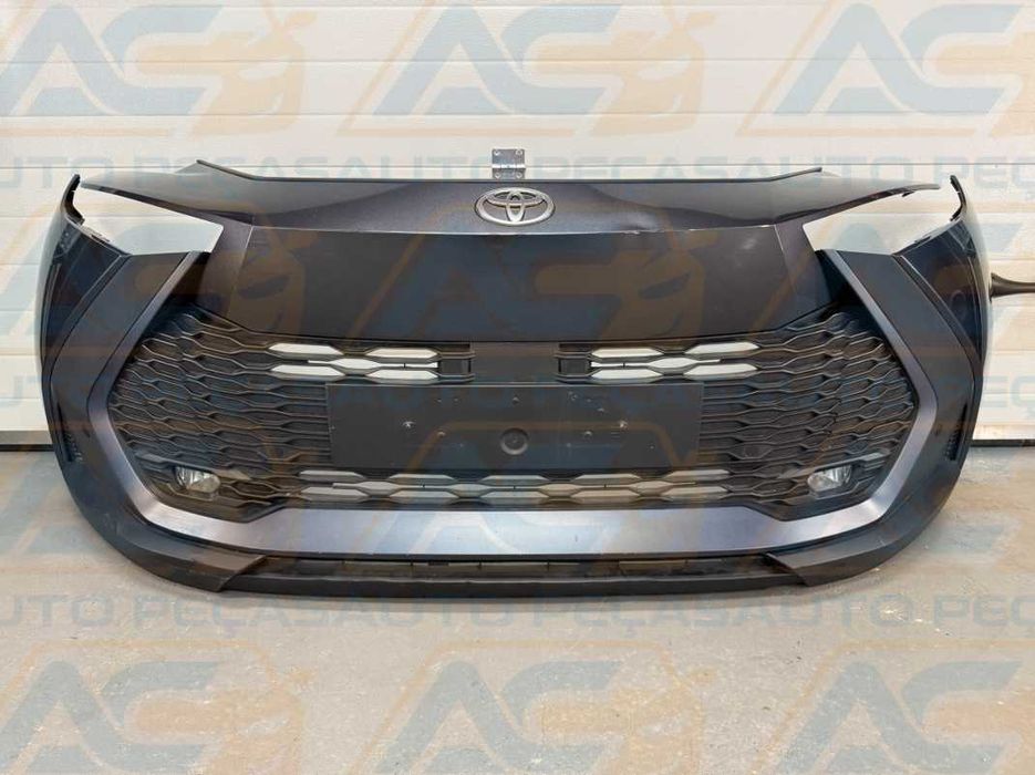 TOYOTA C-HR II Frente Completa 2 0 2 3 - 2 0 2 6