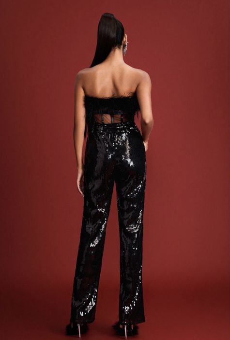 Kombinezon w cekinach