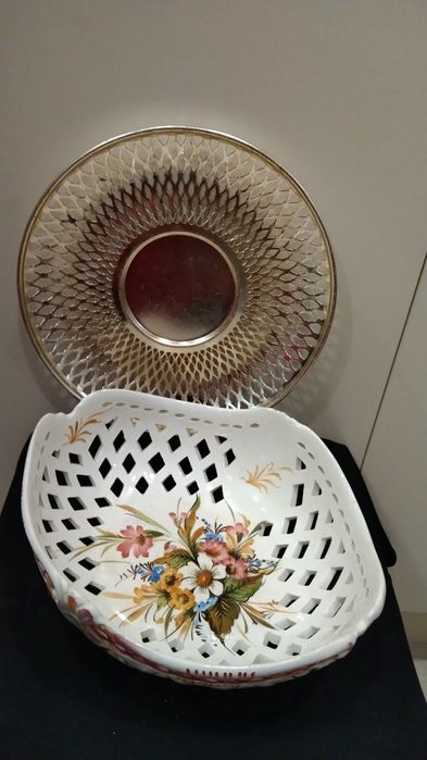 Вазы фруктовницы,тарелки.