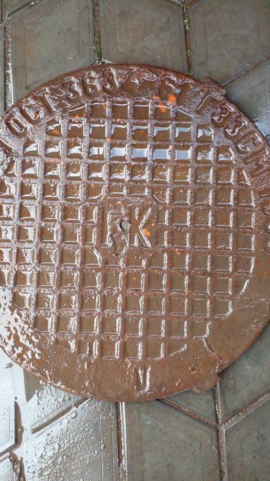 Люк канализационный металлический