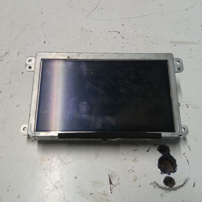 Wyświetlacz LCD Audi A4B8