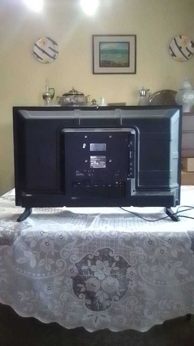 Televisor -   32 polegadas - usado como novo