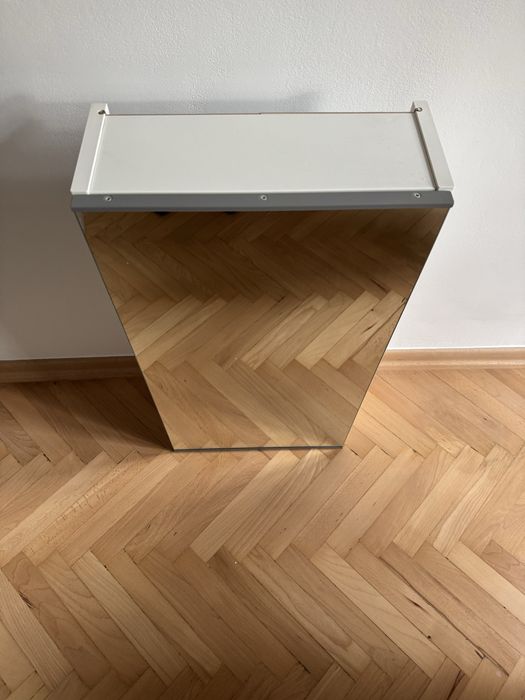 szafka łazienkowa z lustrem / ENHET