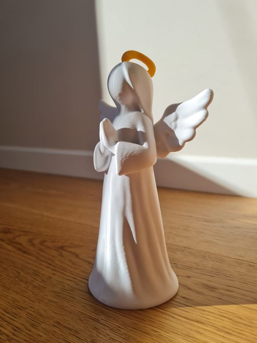 Ангелик.        .