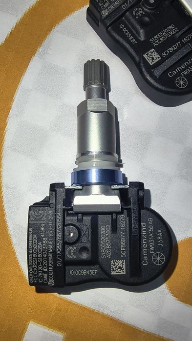 Датчики тиску (давления) в шинах Range Rover  Jaguar Peugeot Ford Mazda Citroen Fiat Lancia 433 Mhz