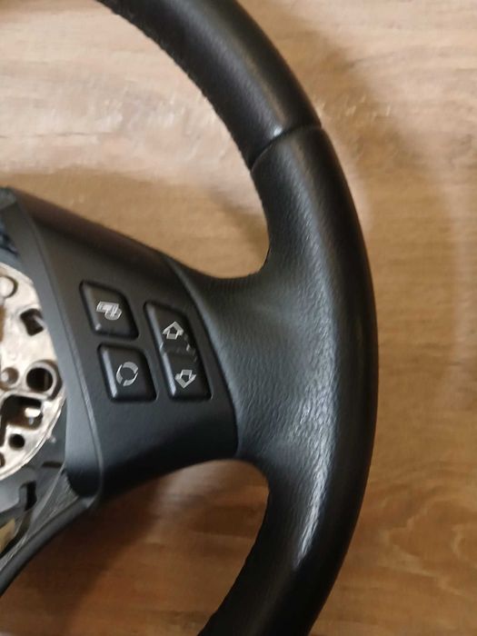 Volante para BMW X1 E84