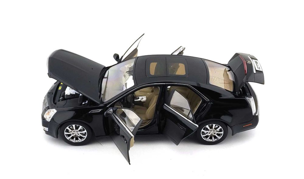 1/18 Cadillac CTS 2008 black Kyosho G001BK